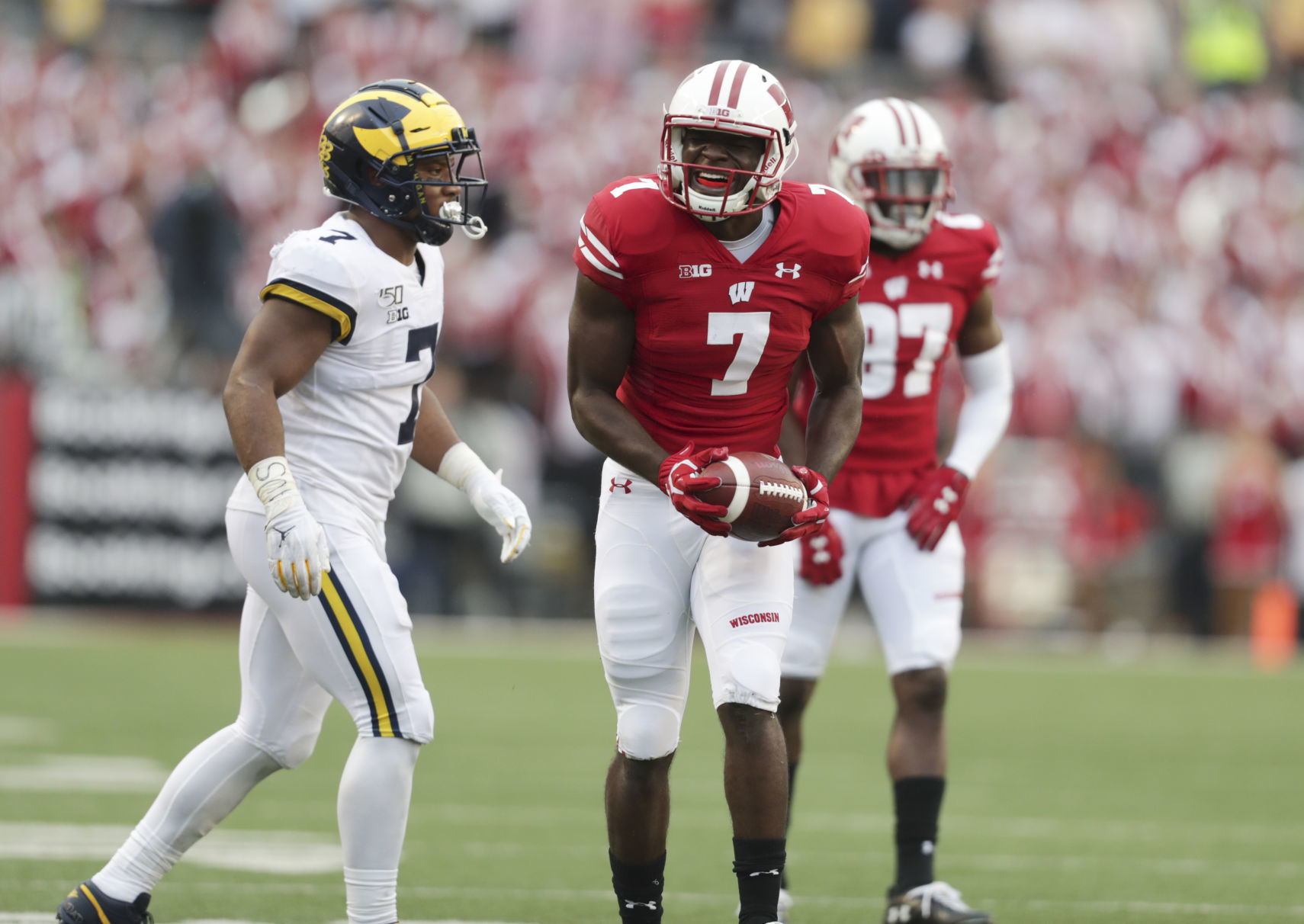Badgers 35, Wolverines 14